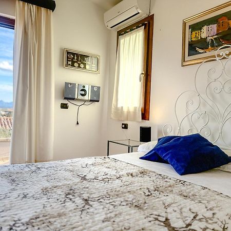 Casa Sterlizia Olbia Apartment ภายนอก รูปภาพ