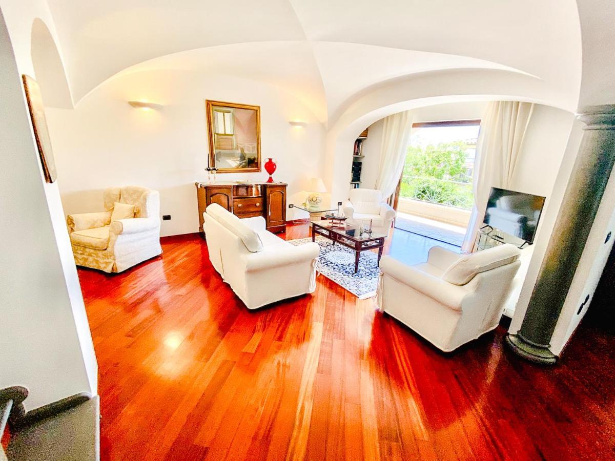 Casa Sterlizia Olbia Apartment ภายนอก รูปภาพ