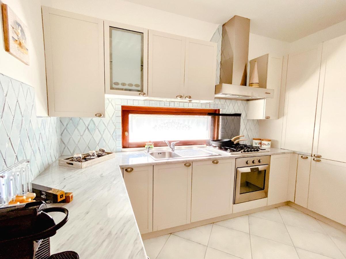 Casa Sterlizia Olbia Apartment ภายนอก รูปภาพ
